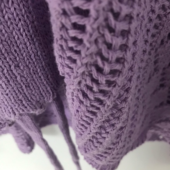 NWT  Lavender Sweater - Picture 4 of 6